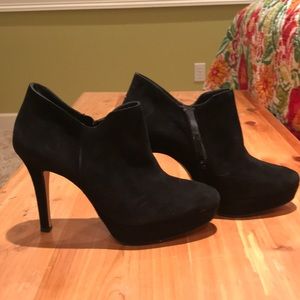Paul Green platform black suede booties